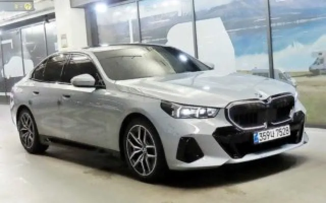 5시리즈 (G60) 520i
